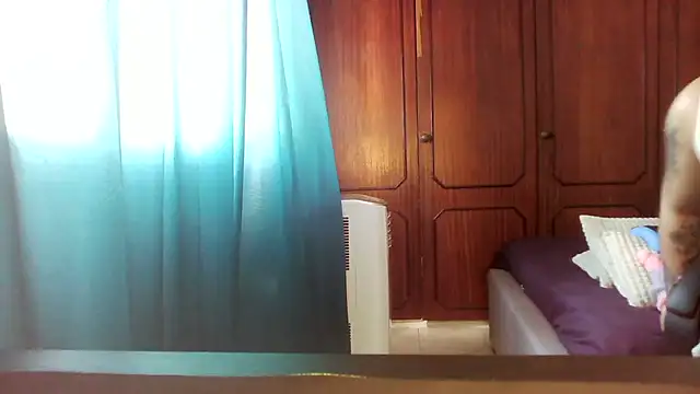 Snapshot of bunnyfox420 chatting on October 6, 2025, 1:56 pm bunnyfox420 online show from October 6, 2025, 1:56 pm