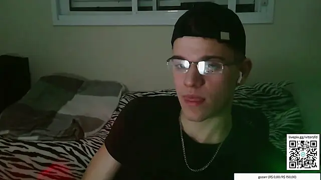 vitorsafado19 online show from November 1, 2025, 4:08 am