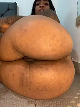 Snapshot of Charlotte_bronxxx chatting on September 13, 2025, 3:34 pm Charlotte bronxxx online show from September 13, 2025, 3:34 pm