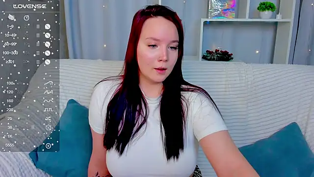 maya suun online show from January 13, 2026, 1:42 am