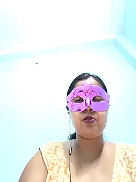 mahi43 online show from February 25, 2025, 6:23 pm