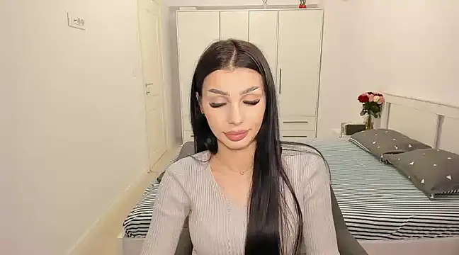 HelenShawn online show from February 18, 2025, 10:14 pm