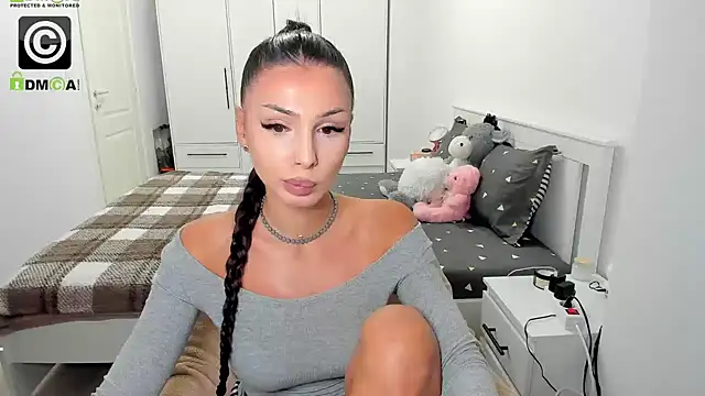 HelenShawn online show from December 2, 2025, 9:27 pm