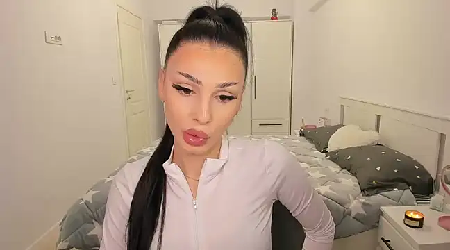 HelenShawn online show from March 14, 2025, 1:48 am