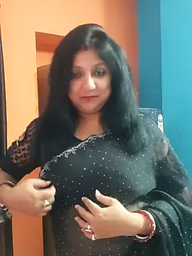 horny lizia online show from February 19, 2026, 5:21 pm