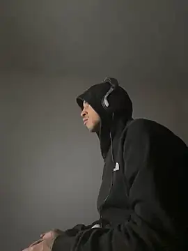 tony51753 online show from January 27, 2025, 5:48 pm