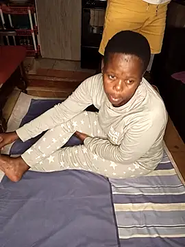 black ebony  online show from March 18, 2025, 6:39 pm