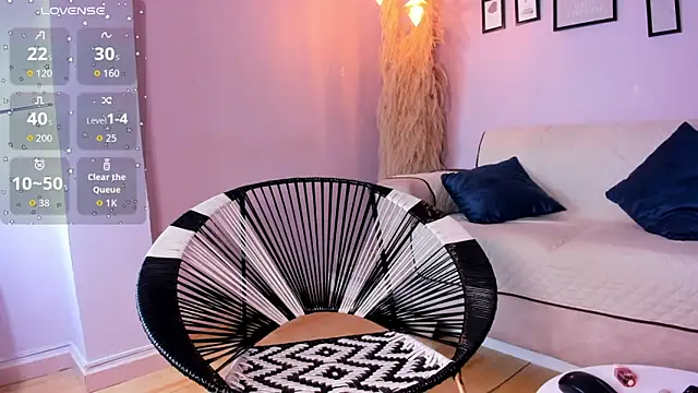 Snapshot of alana_rossetti chatting on October 4, 2025, 12:17 pm alana rossetti online show from October 4, 2025, 12:17 pm