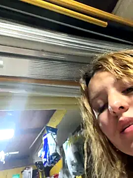 Snapshot of masmelorosa chatting on October 16, 2025, 4:43 am masmelorosa online show from October 16, 2025, 4:43 am