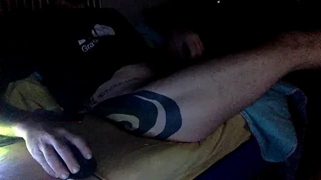 Snapshot of Damn_bro23 chatting on October 4, 2025, 6:09 pm Damn bro23 online show from October 4, 2025, 6:09 pm