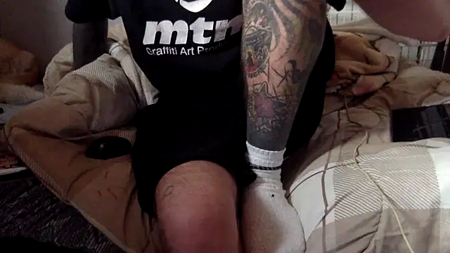 Snapshot of Damn_bro23 chatting on October 24, 2025, 7:07 am Damn bro23 online show from October 24, 2025, 7:07 am