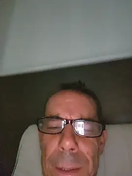 Kenhornu online show from July 16, 2026, 1:41 pm