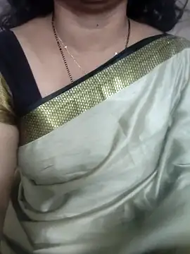 laxmitelugu78 online show from November 10, 2025, 4:34 pm