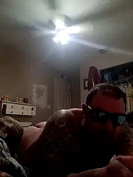 Snapshot of mrcox420 chatting on February 24, 2025, 6:49 am mrcox420 online show from February 24, 2025, 6:49 am