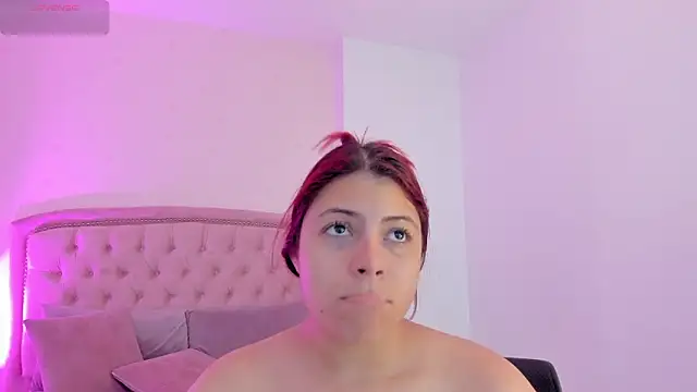 Kendall  Fox online show from February 13, 2026, 8:36 am