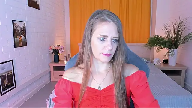 EmiliaBedy online show from October 1, 2025, 9:14 am