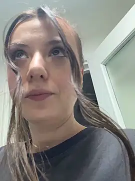 bunnythetailor online show from November 13, 2025, 8:02 pm