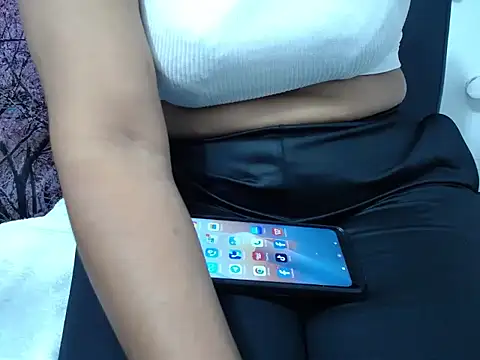 Snapshot of susy_pervertt chatting on February 24, 2026, 2:07 pm susy pervertt online show from February 24, 2026, 2:07 pm