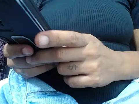 Snapshot of susy_pervertt chatting on February 14, 2026, 3:23 pm susy pervertt online show from February 14, 2026, 3:23 pm