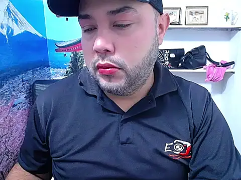 Snapshot of susy_pervertt chatting on February 28, 2026, 3:00 pm susy pervertt online show from February 28, 2026, 3:00 pm