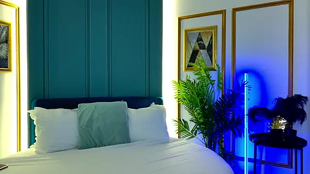 Snapshot of AylaPearl chatting on October 17, 2025, 6:43 pm AylaPearl online show from October 17, 2025, 6:43 pm