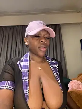 Snapshot of Boneca25 chatting on March 1, 2025, 6:54 pm Boneca25 online show from March 1, 2025, 6:54 pm