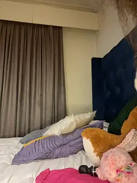 Snapshot of Boneca25 chatting on March 5, 2025, 9:59 pm Boneca25 online show from March 5, 2025, 9:59 pm