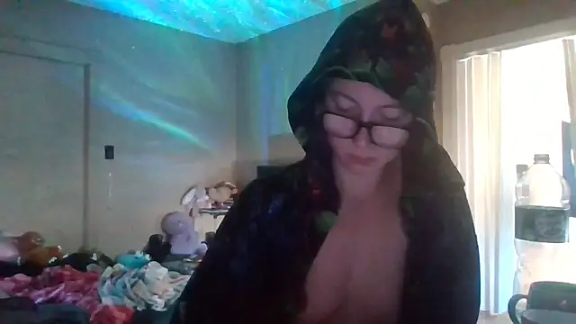 GloriousKarma online show from November 4, 2025, 1:59 pm