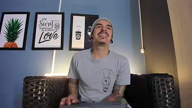 Snapshot of kaletattoo chatting on September 18, 2025, 11:02 am kaletattoo online show from September 18, 2025, 11:02 am