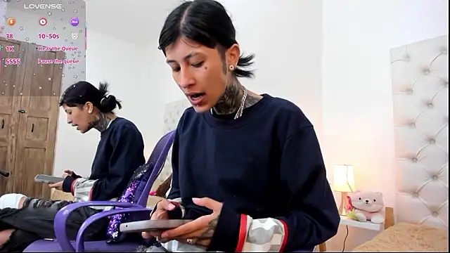 esmeralda06 online show from March 13, 2026, 2:00 pm