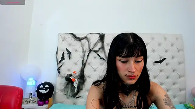 esmeralda06 online show from October 30, 2025, 3:31 pm