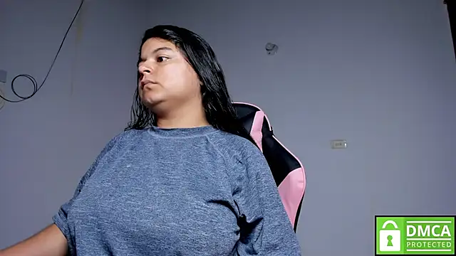 Little Shaara online show from October 21, 2025, 8:19 pm