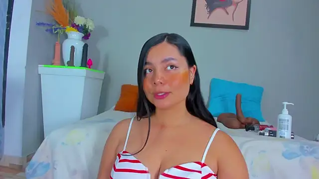 evaa greey online show from November 24, 2025, 9:59 pm