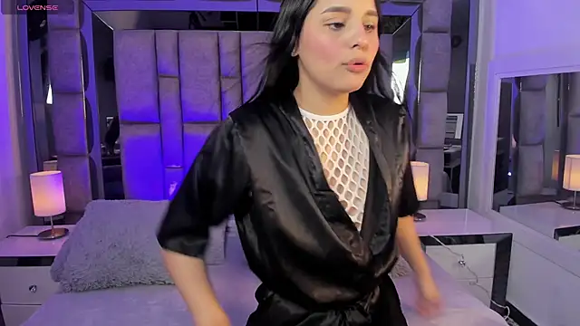 Bonet iris online show from February 25, 2026, 7:03 pm