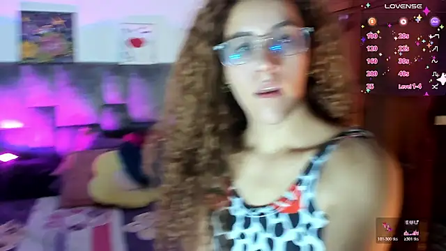 Snapshot of Isangel_ chatting on October 26, 2025, 3:51 am Isangel  online show from October 26, 2025, 3:51 am