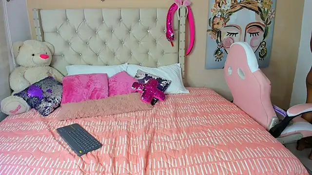 alice evanst online show from February 5, 2025, 2:59 pm