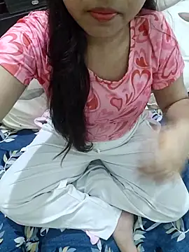 JANVI MISHRA1 online show from April 2, 2026, 6:36 pm