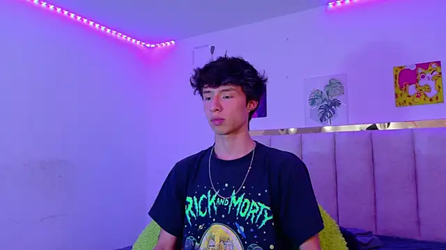 Juanmres online show from June 4, 2026, 1:05 pm