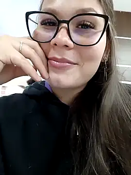 Vale Saenzz online show from March 8, 2025, 5:54 pm