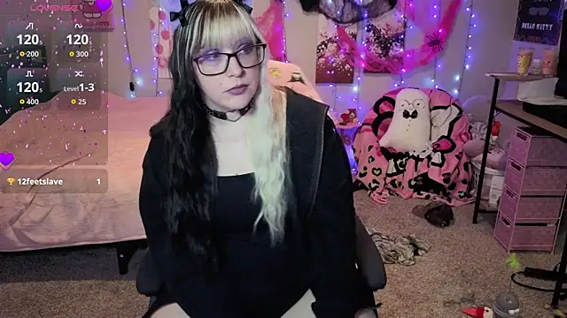 Snapshot of MissLoreleii chatting on October 29, 2025, 9:03 pm MissLoreleii online show from October 29, 2025, 9:03 pm