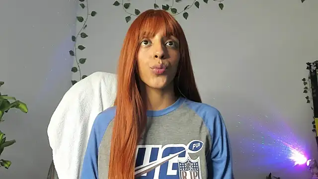 Snapshot of viankaa_miller chatting on March 11, 2025, 2:21 am viankaa miller online show from March 11, 2025, 2:21 am