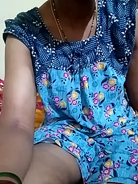 Snapshot of TeluguammayiMahi chatting on October 31, 2025, 12:51 am TeluguammayiMahi online show from October 31, 2025, 12:51 am