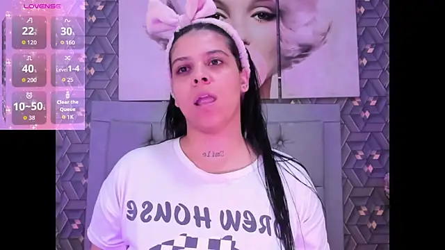 Emily rivera78 online show from April 10, 2026, 3:57 am