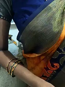 Snapshot of sweety006telugu chatting on February 21, 2025, 9:45 am sweety006telugu online show from February 21, 2025, 9:45 am