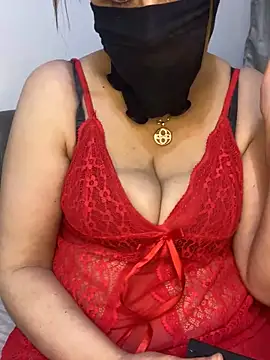 A-mal5 online show from February 14, 2025, 7:33 pm