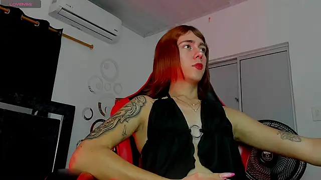 Nicol TransGirl online show from December 18, 2025, 3:11 am