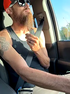 Snapshot of SUCKMEDEEP69 chatting on October 7, 2025, 12:28 pm SUCKMEDEEP69 online show from October 7, 2025, 12:28 pm