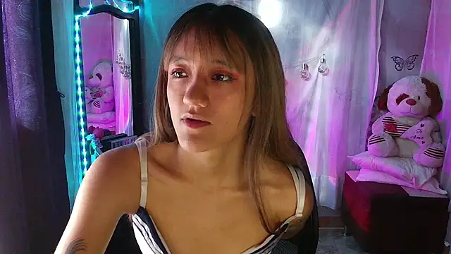 Snapshot of Lya1_ch chatting on September 19, 2025, 9:41 pm Lya1 ch online show from September 19, 2025, 9:41 pm