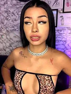 Snapshot of Miss_karol chatting on November 15, 2025, 6:12 pm Miss karol online show from November 15, 2025, 6:12 pm