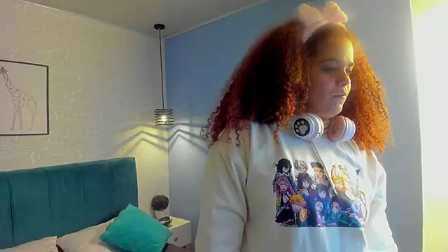 Snapshot of ninna_curly chatting on October 15, 2025, 3:49 am ninna curly online show from October 15, 2025, 3:49 am